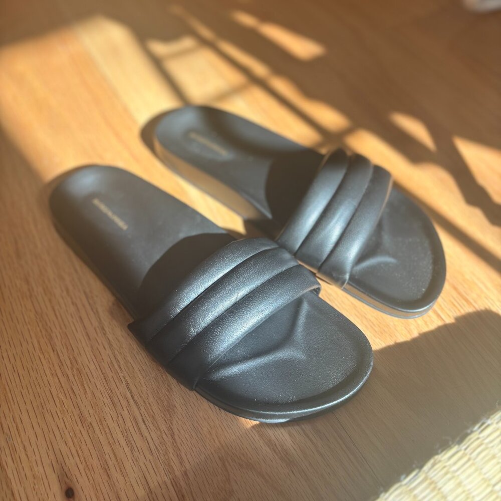 Beatrice Valenzuela - Monocolor Sandalia (Black)